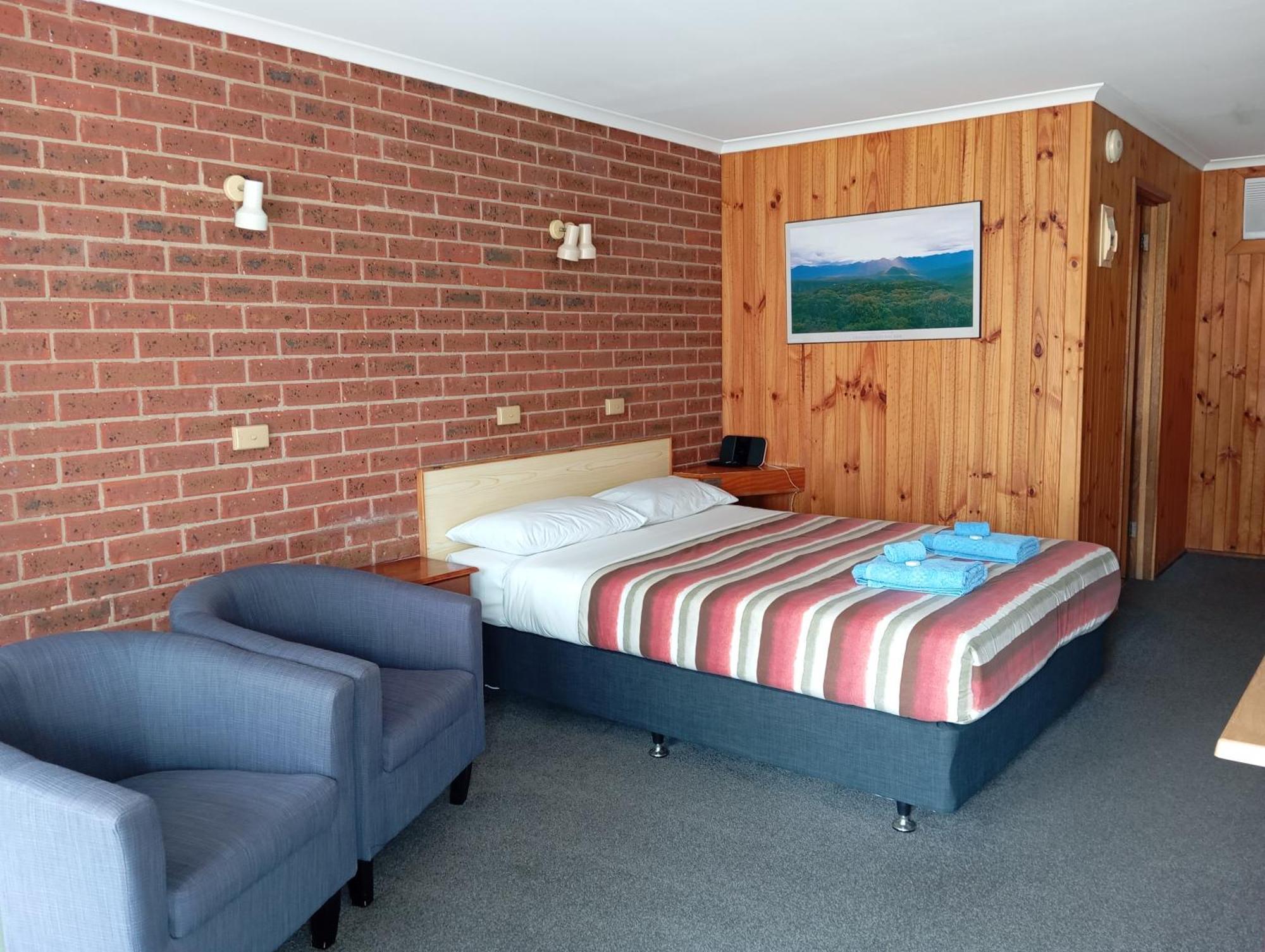 Orbost Country Road Motor Inn Exterior photo